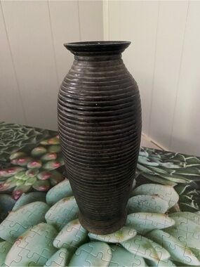 Vintage Pier 1 Decorative Ribbed Black Ceramic wVase - Home Accents